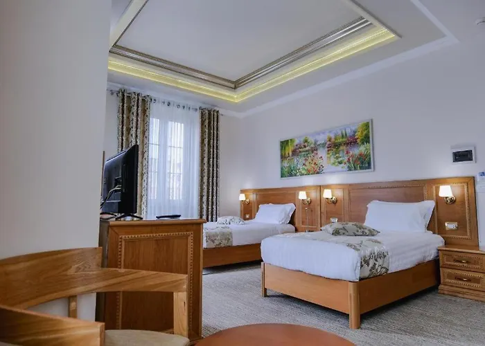 Boca Center Hotel 4*