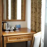 Boca Center Hotel 4*