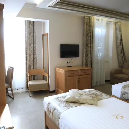 Boca Center Hotel 4*